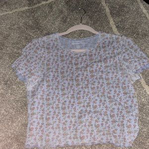 AE cropped tee, worn a few times, fairly new.